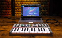 MIDI-клавіатура Akai Professional MPK Mini IV Gray/White 5 – techzone.com.ua MIDI-клавіатура Akai Professional MPK Mini IV Gray/White 5 – techzone.com.ua